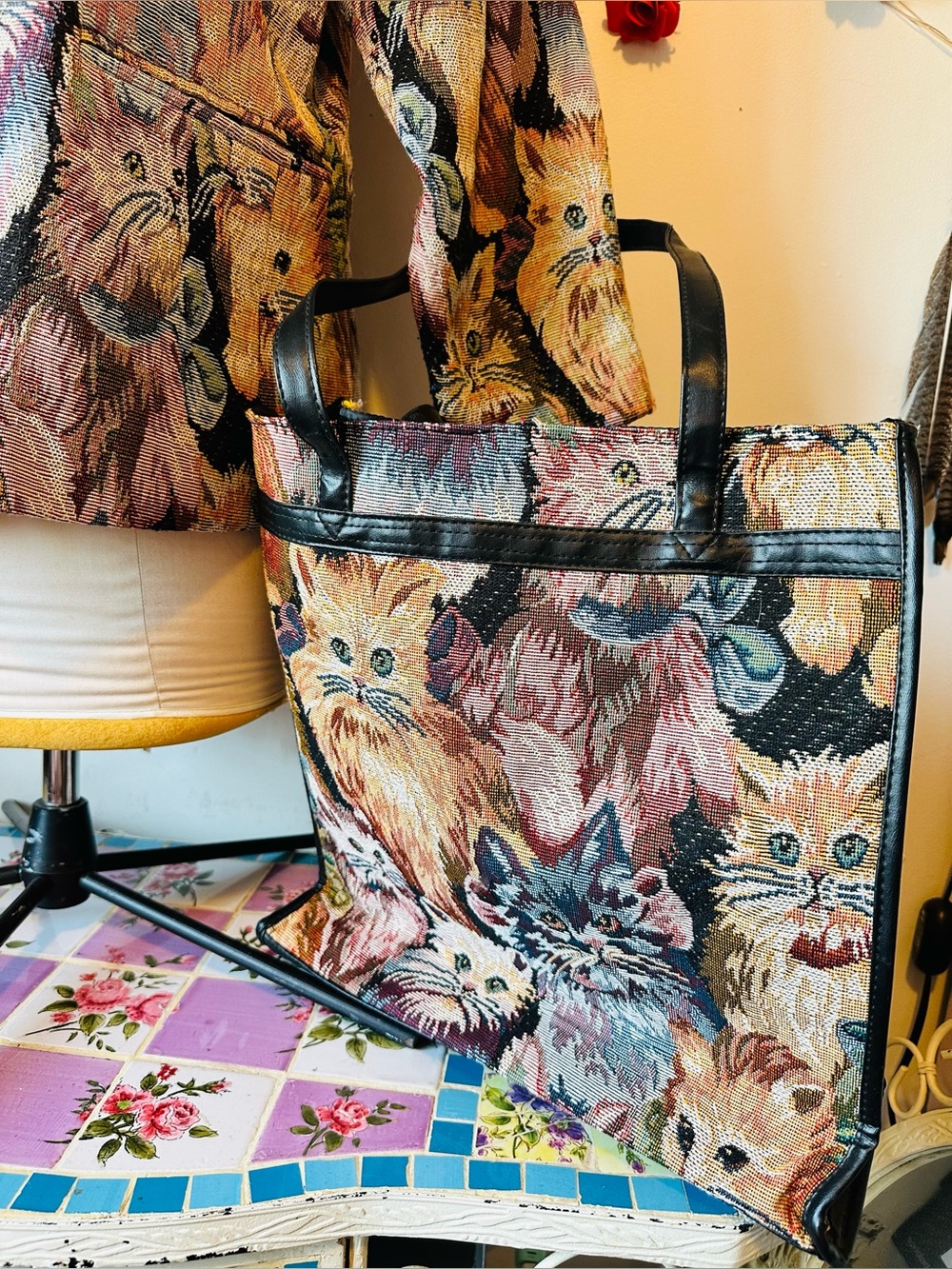 Vintage Multicolor Cat Tapestry Blazer & Matching Tote Bag Set - Picture 4 of 16